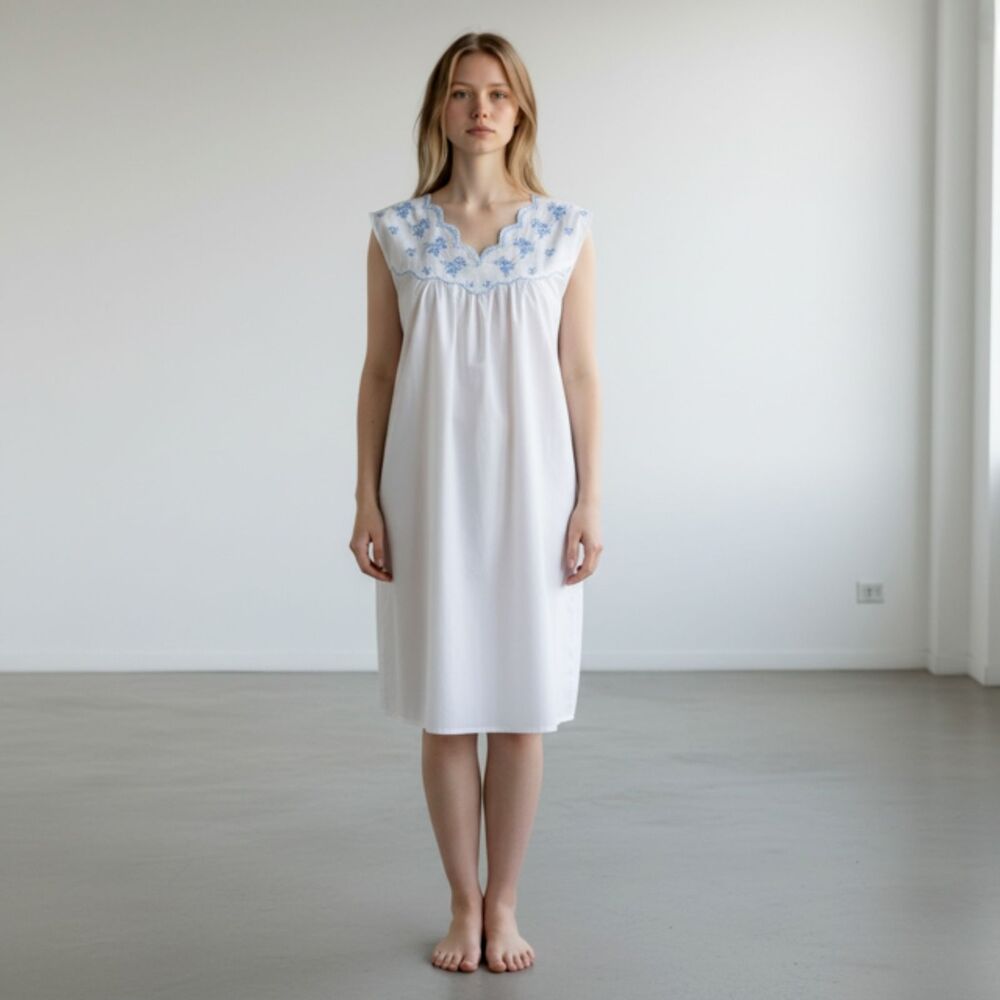 Vintage Cottagecore Philmaid White Blue Embroidered Nightgown Housedress - Small